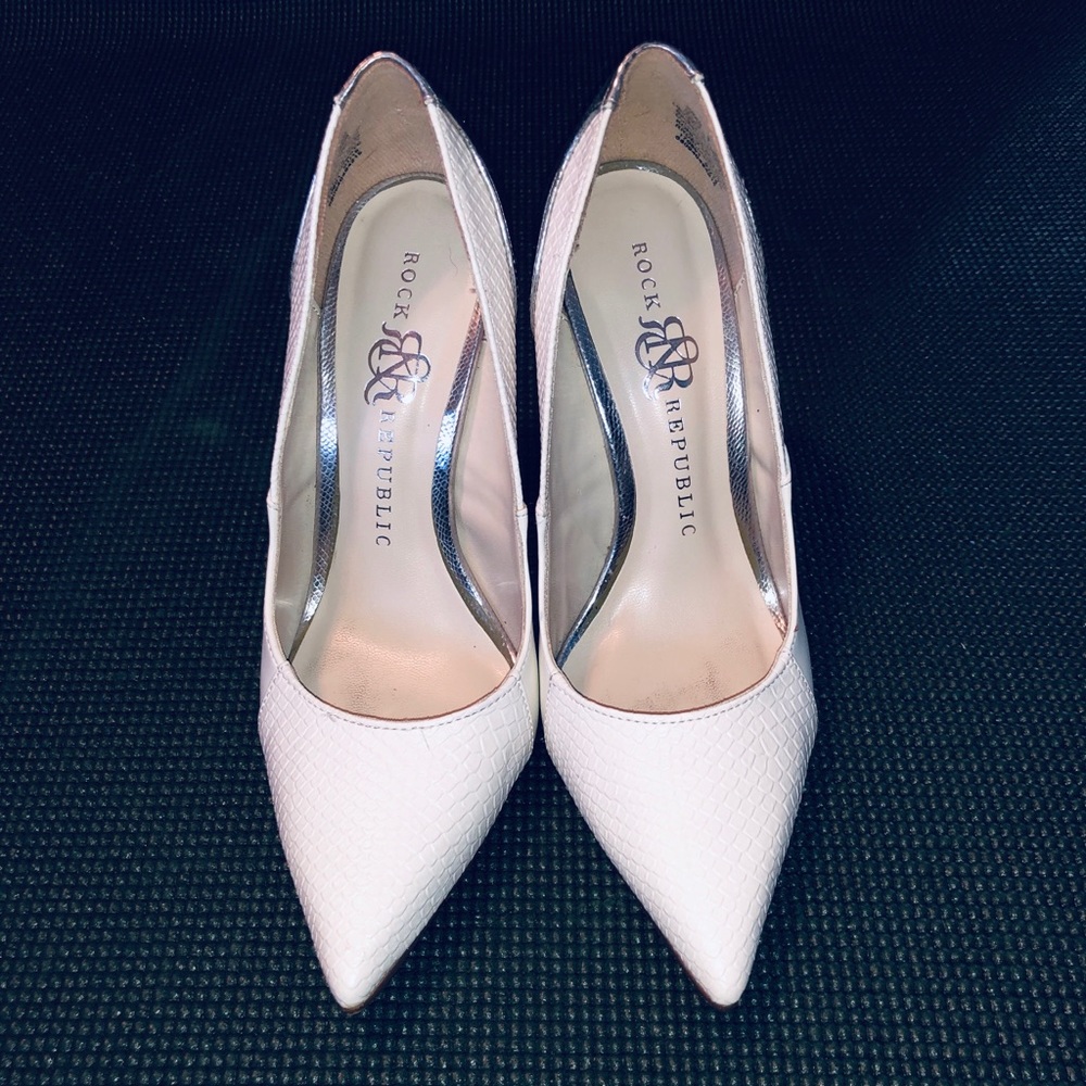 Rock & Republic White Heels
